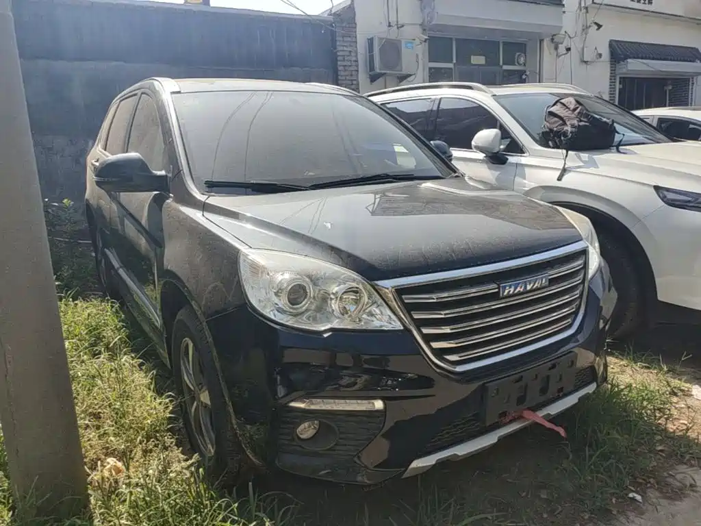 Photo 4 - Haval H6