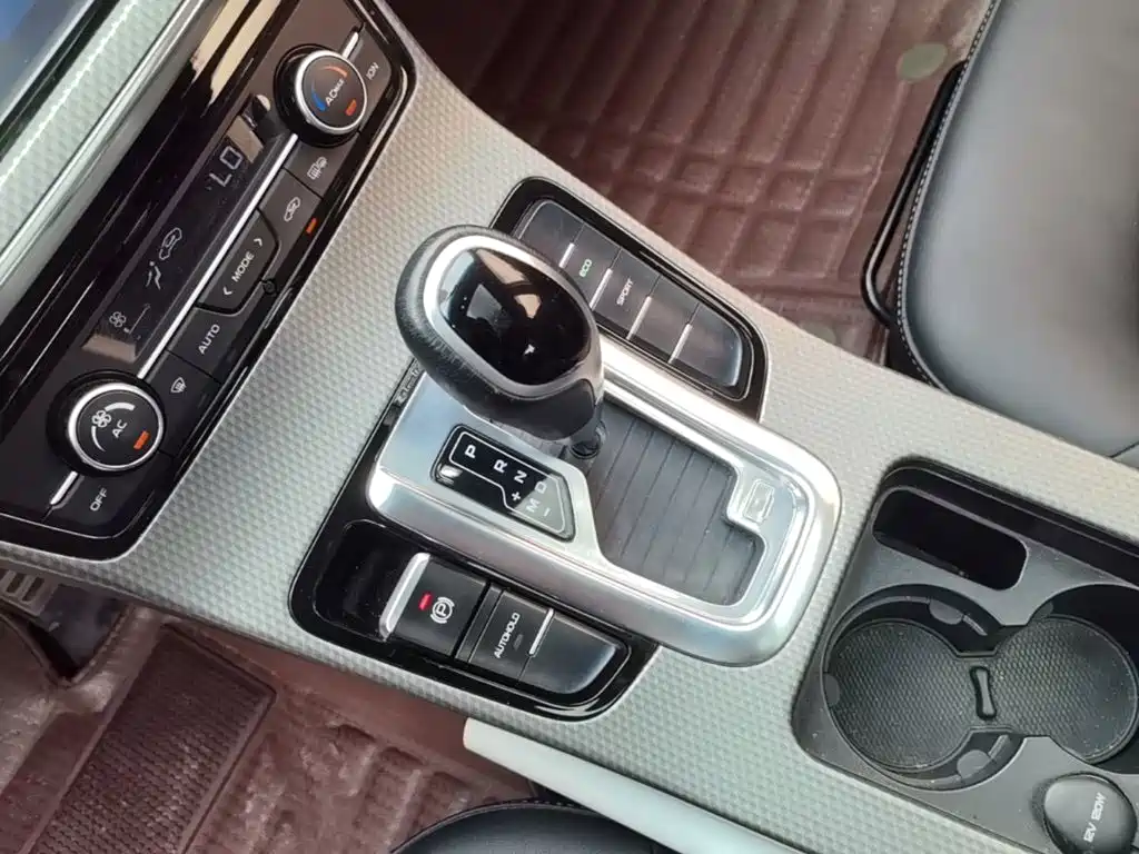 Geely Emgrand GS 2016 2016 Sport Edition 1.3T Automatic Premium