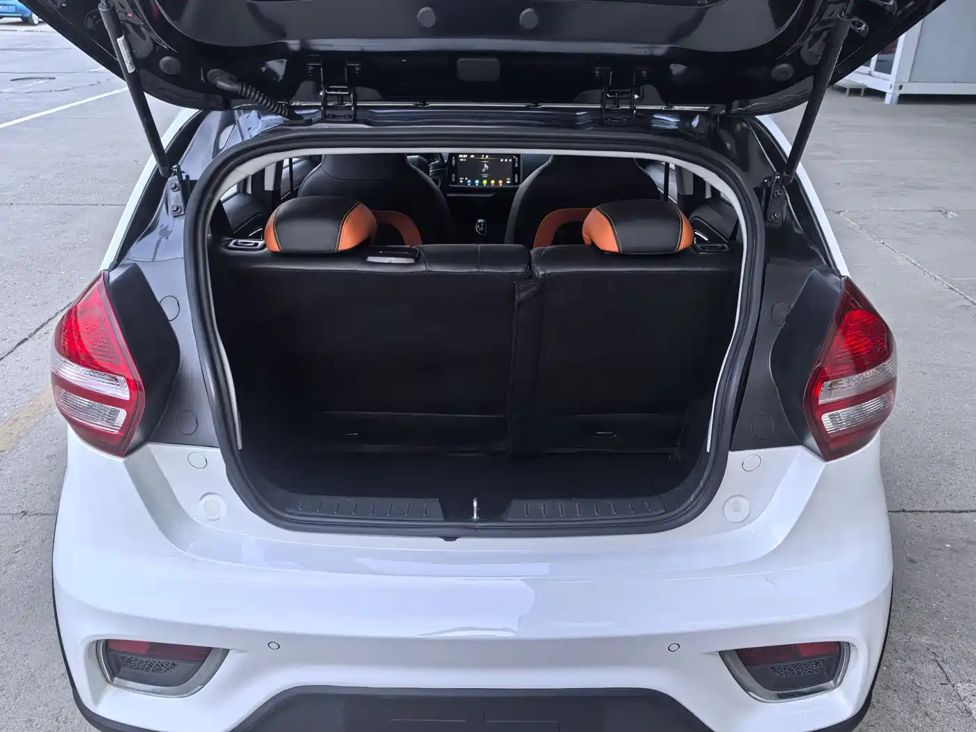 Geely Yuanjing X1 2018 2017 1.3L Auto Player Edition