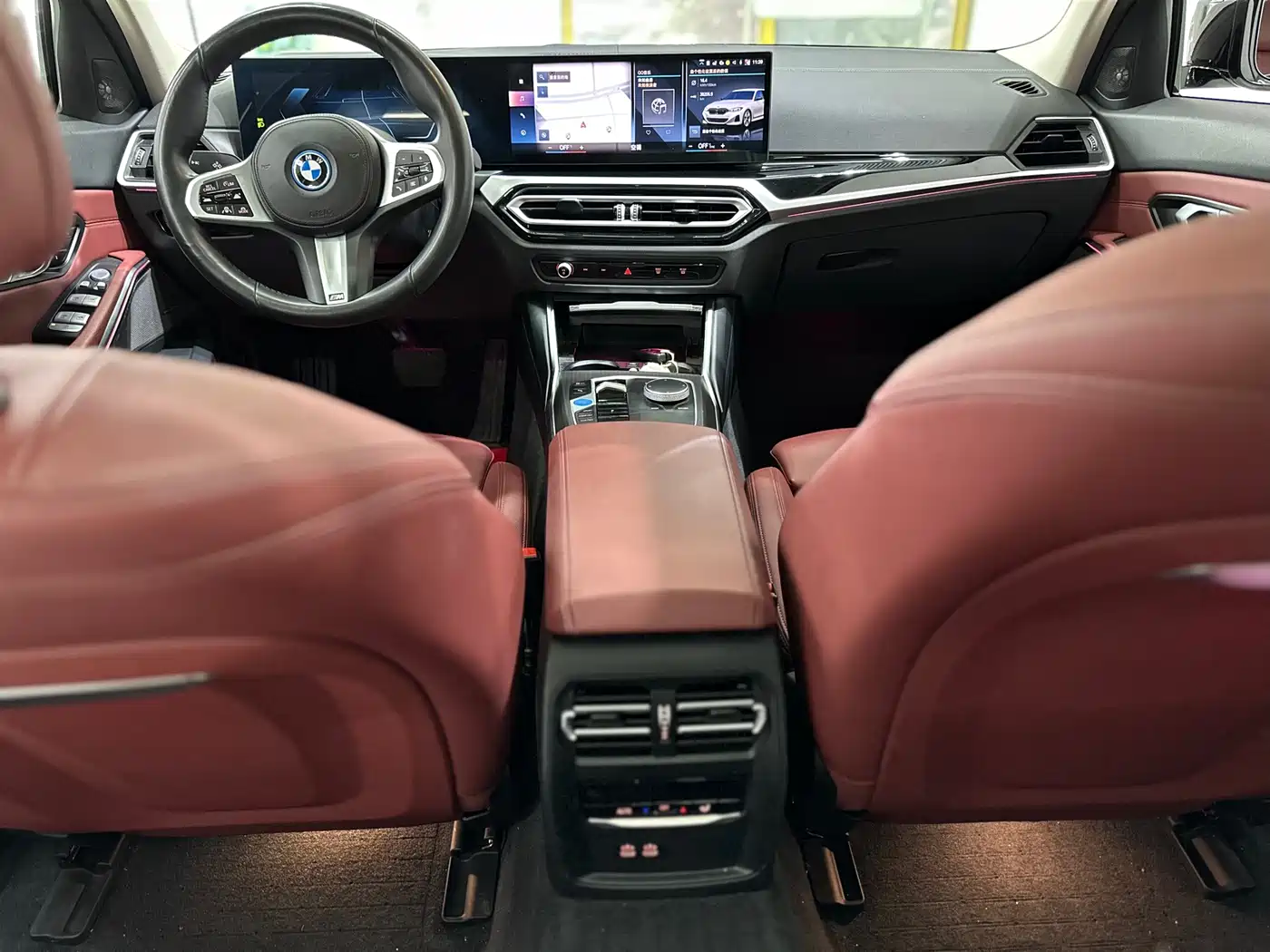 BMW i3 2023 eDrive 40 L Shadowline Package фото 15