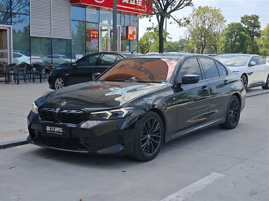 Photo 1 - BMW 3 Series