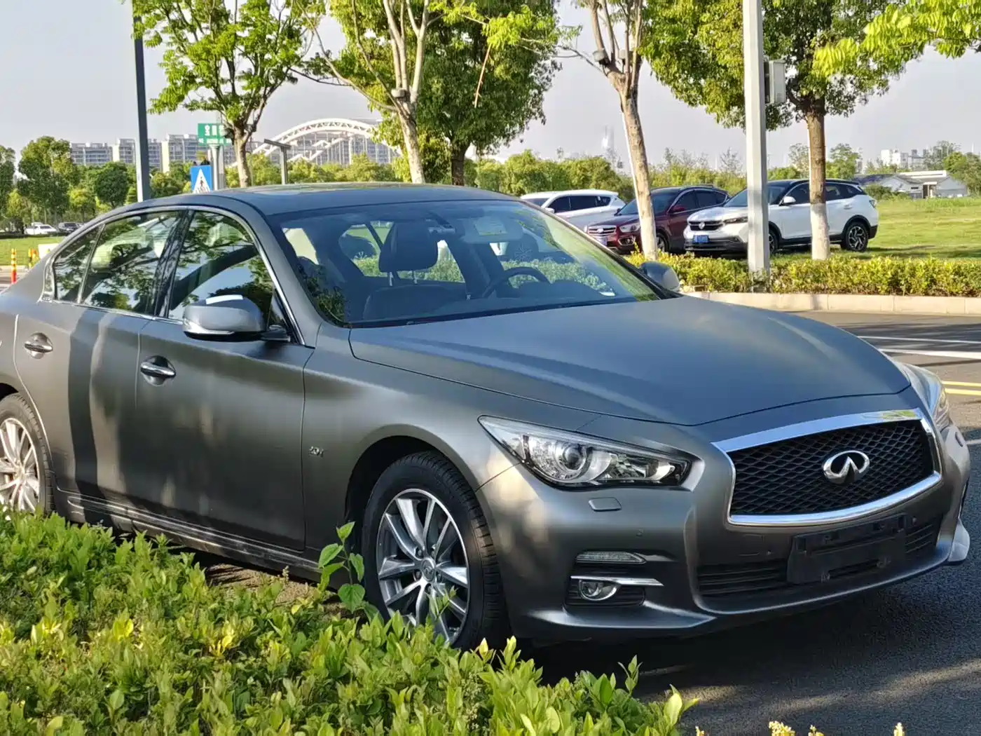 Фото 2 - Infiniti Q50L
