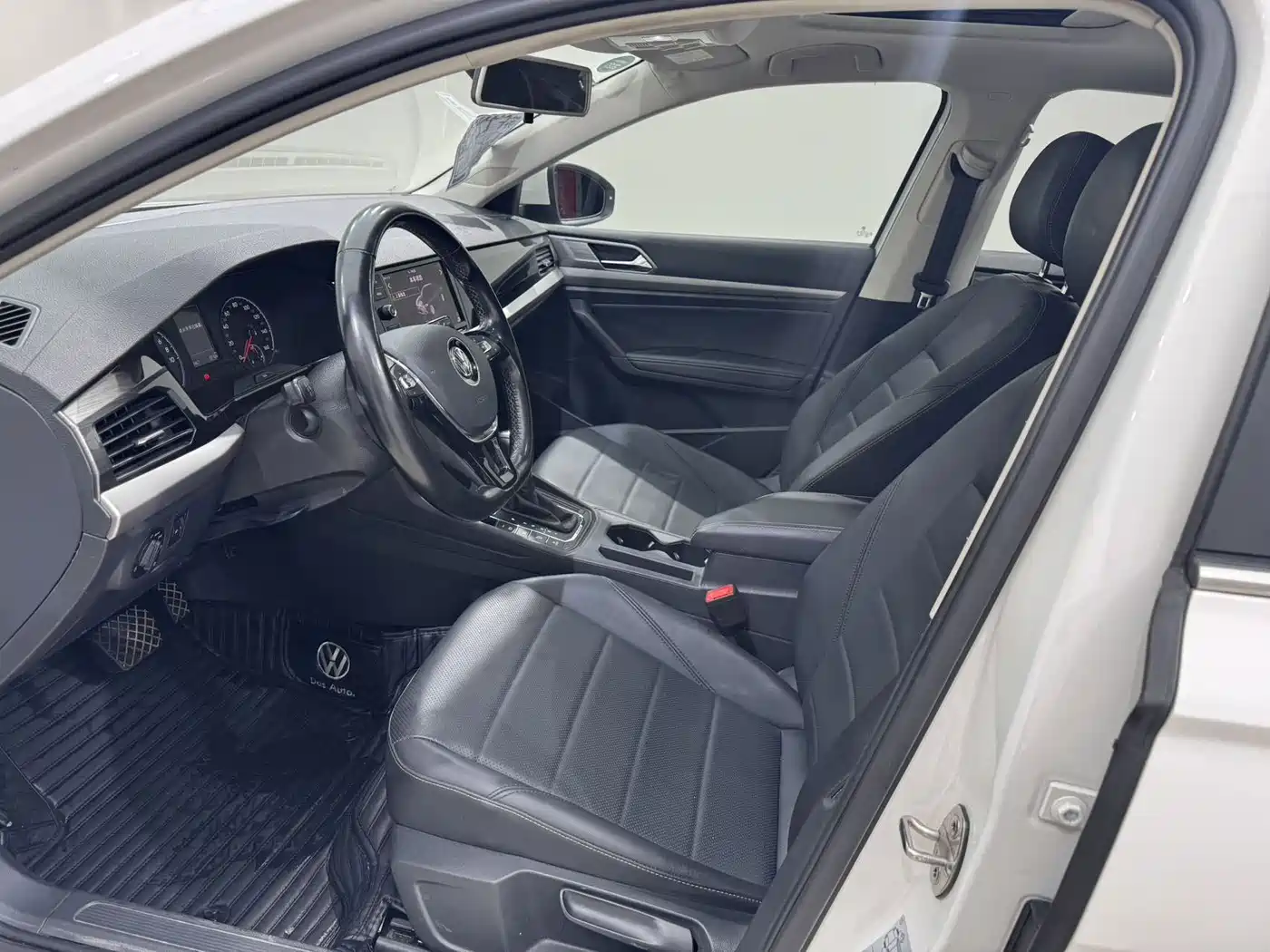 Volkswagen VW Lavida EV 2020 2019 Premium Edition