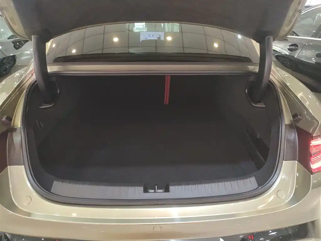 Xiaomi Auto Xiaomi SU7 2024 RWD Long Range Intelligent Driving Edition фото 15
