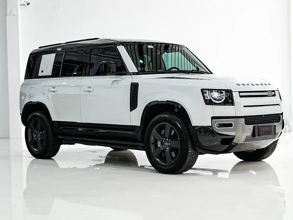 Land Rover Defender 2024 110 3.0T P400 X-DYNAMIC HSE фото 10