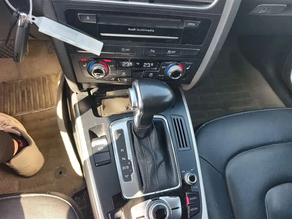 Audi A4 (Import) 2014 40 TFSI allroad quattro plus фото 7