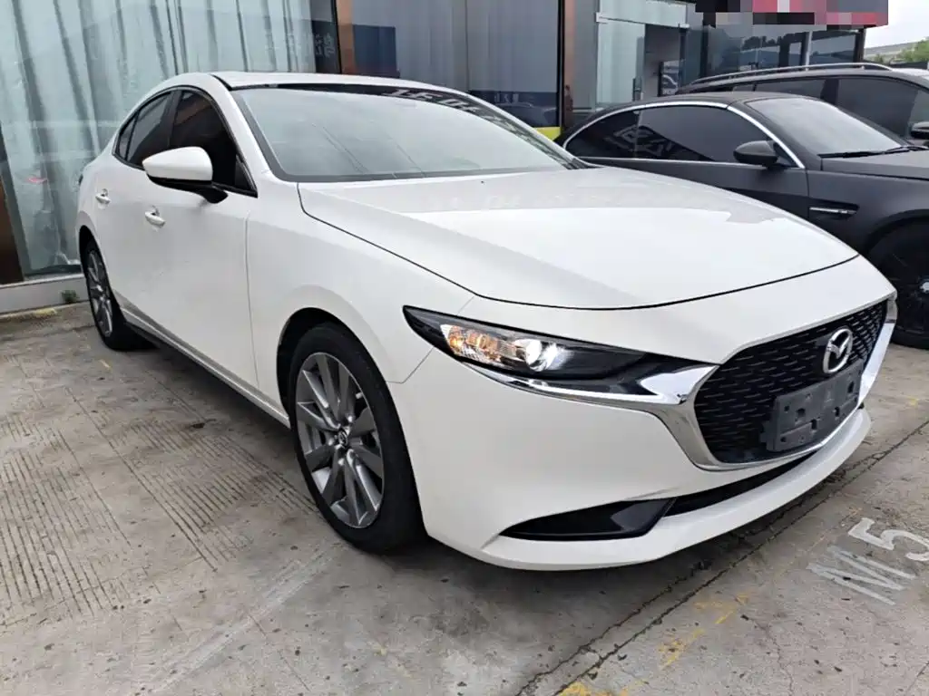 Mazda Mazda3 Axela 2025 2023 2.0L Auto Zhixuan