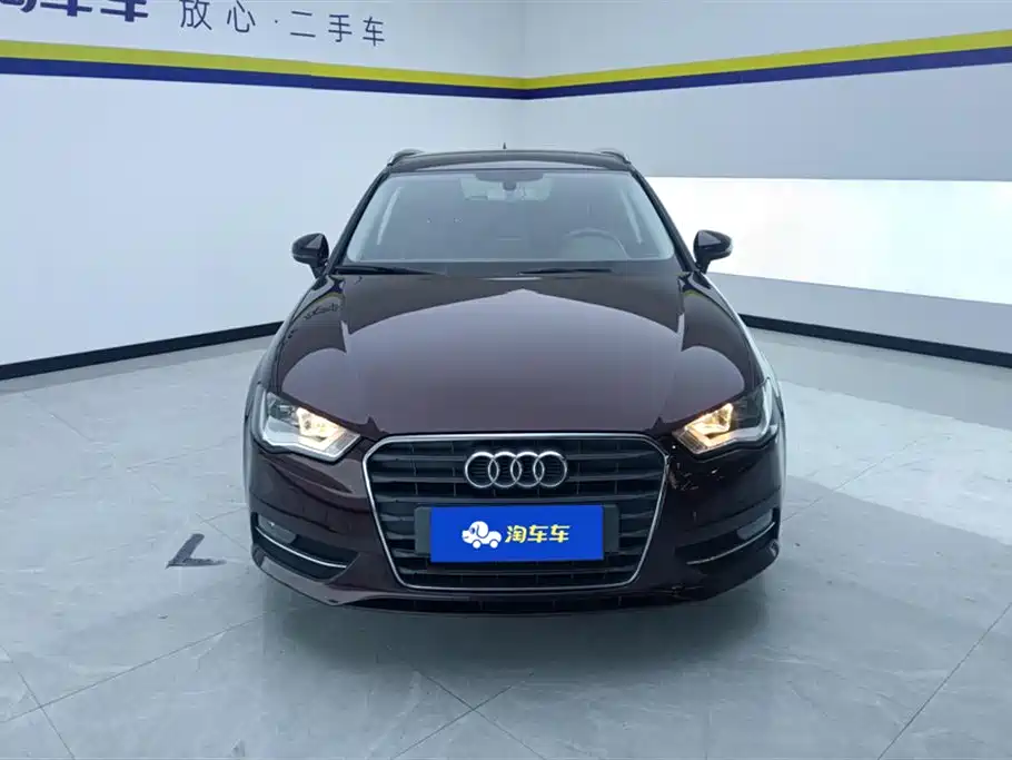 Audi A3 2016 Sportback 35 TFSI Progressive фото 2