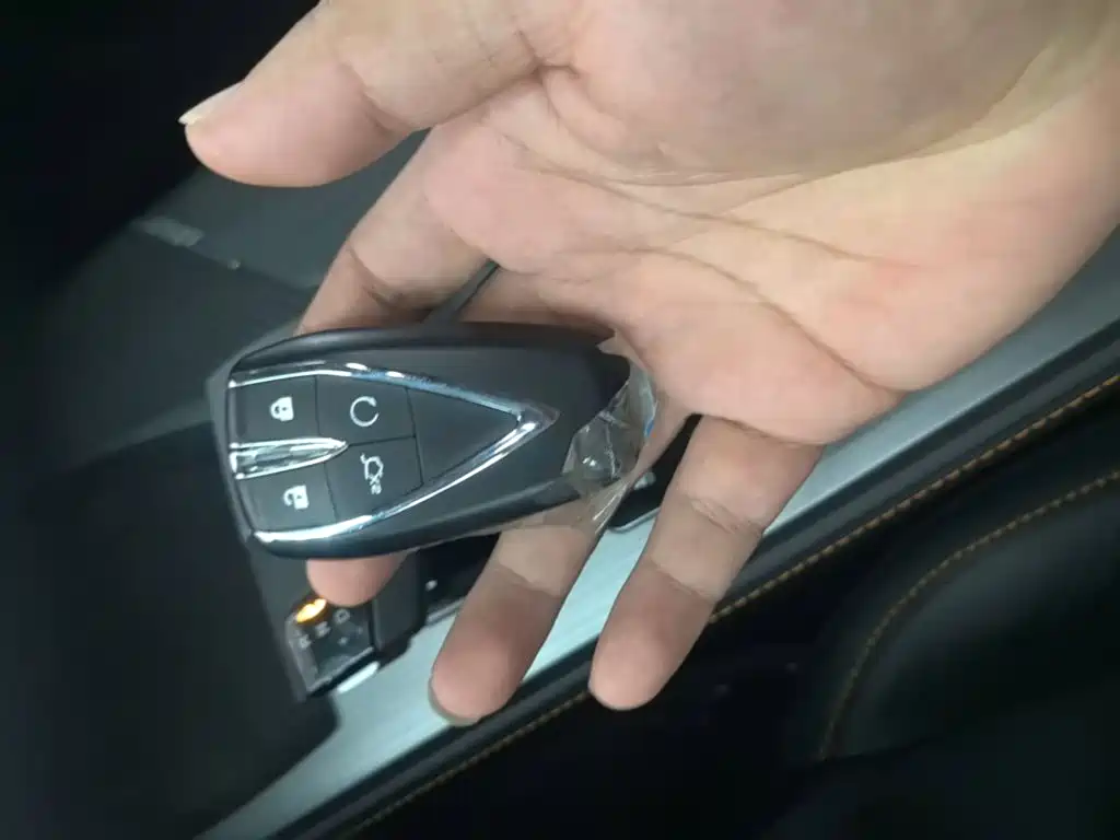 Фото 16 - Changan Oshan Z6 EV
