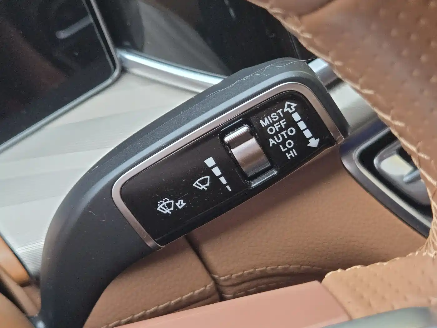 Hongqi H9 2020 2.0T Smart Connection Qi Xiang Edition фото 24