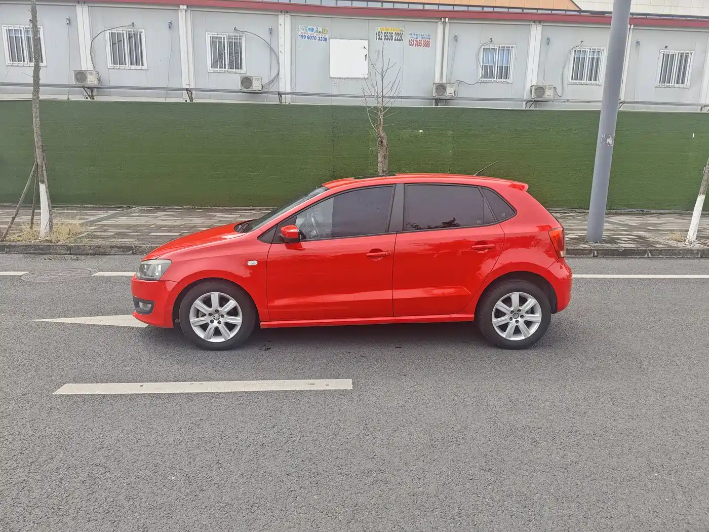 Volkswagen Polo 2011 1.6L Automatic Cool Edition фото 3