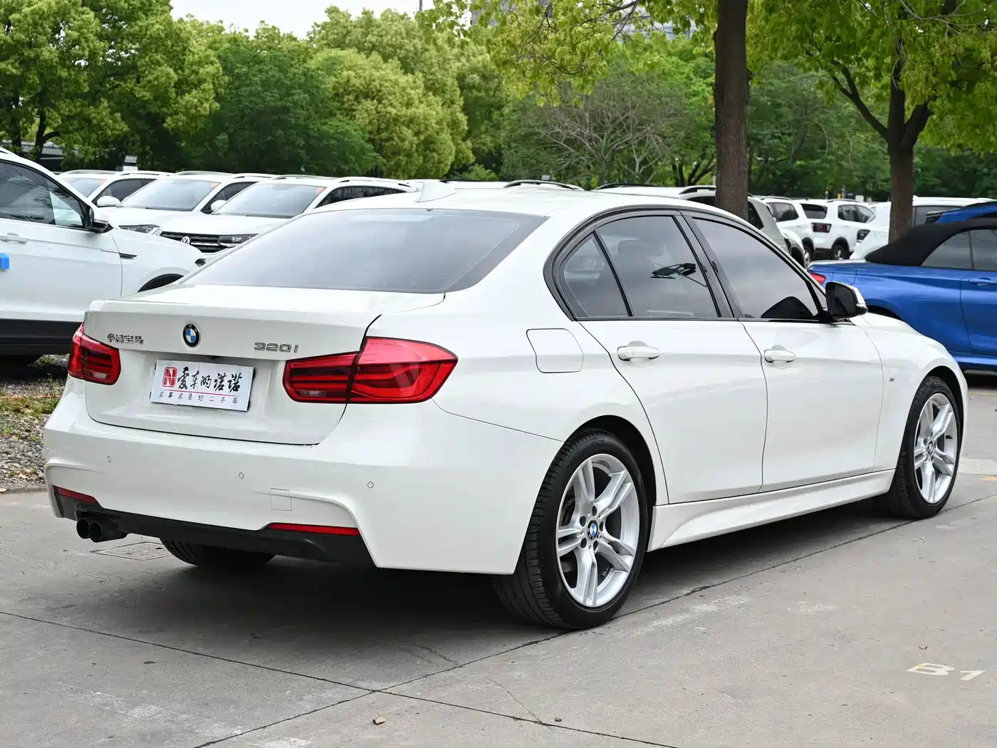 BMW 3 Series 2017 320i M Sport фото 6