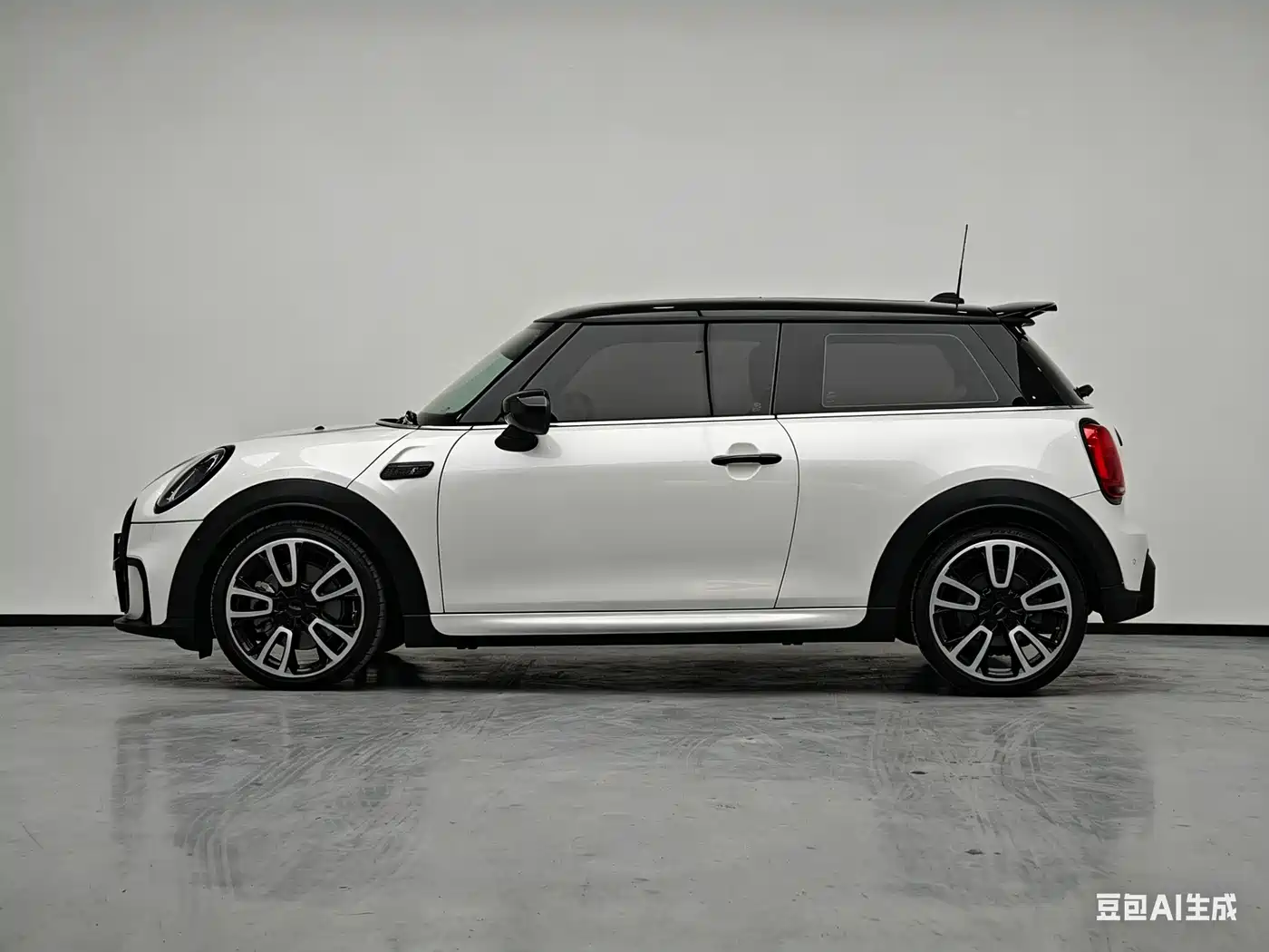 MINI 2023 Facelift 2.0T COOPER S Racer фото 7