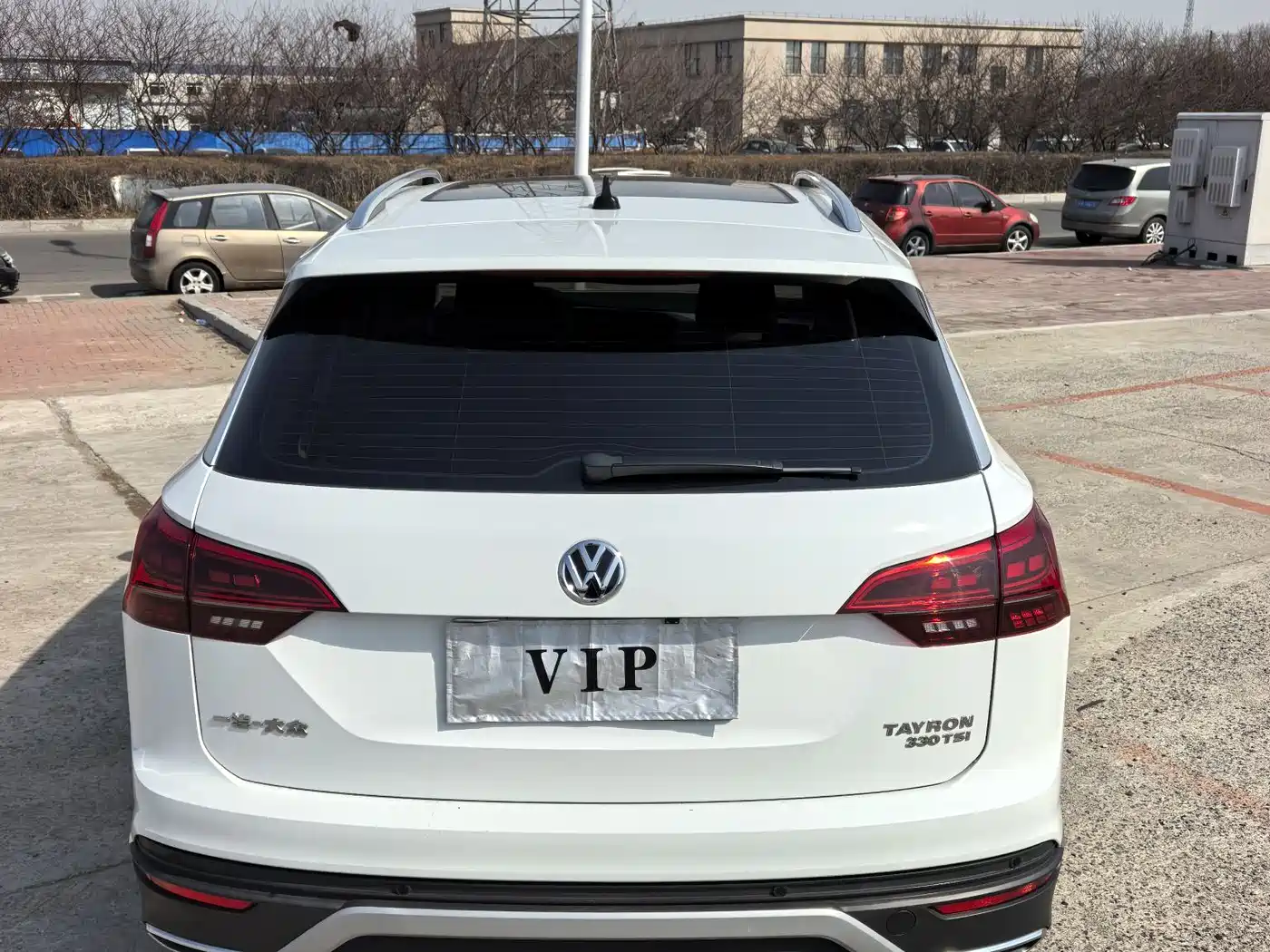 Volkswagen Tayron 2020 330TSI 2WD Luxury Smart Edition фото 8