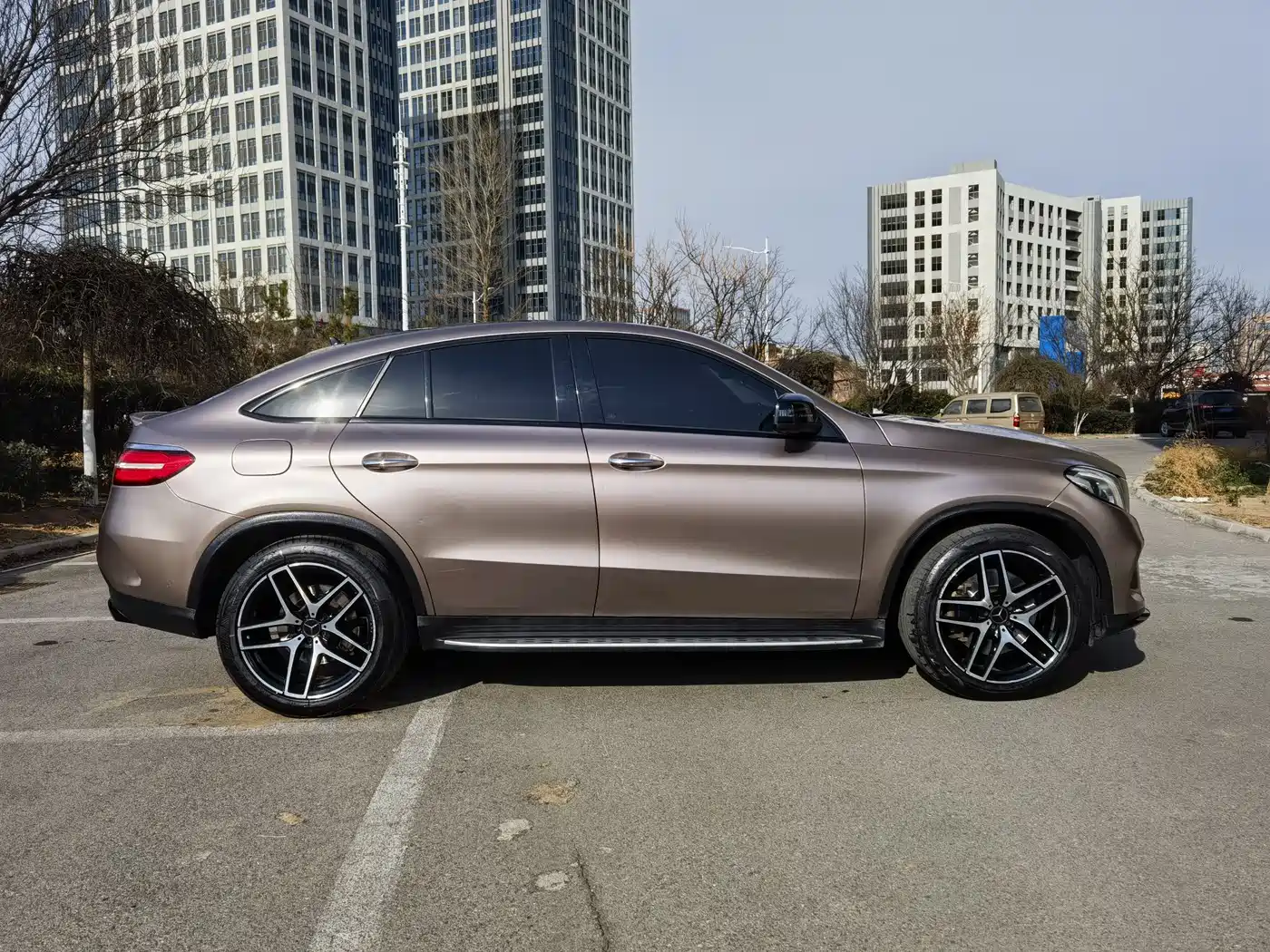 Mercedes-Benz GLE Coupe AMG 2017 AMG GLE 43 4MATIC Coupe SUV фото 7