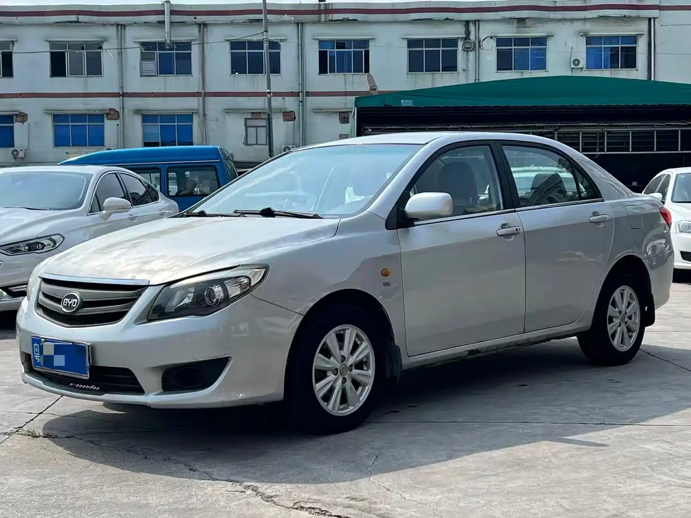 2015 BYD L3
