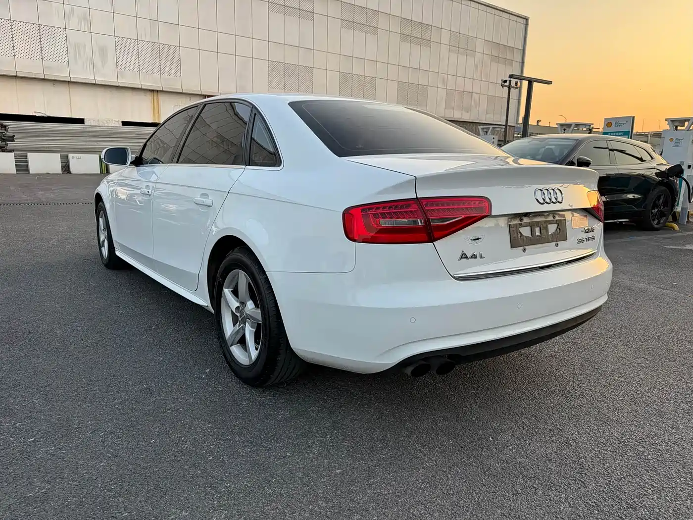 Audi A4L 2013 35 TFSI Automatic Comfort фото 7