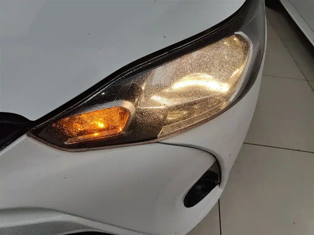 Toyota YARiS L Zhi Xiang 2017 1.5E CVT Charming Edition фото 24