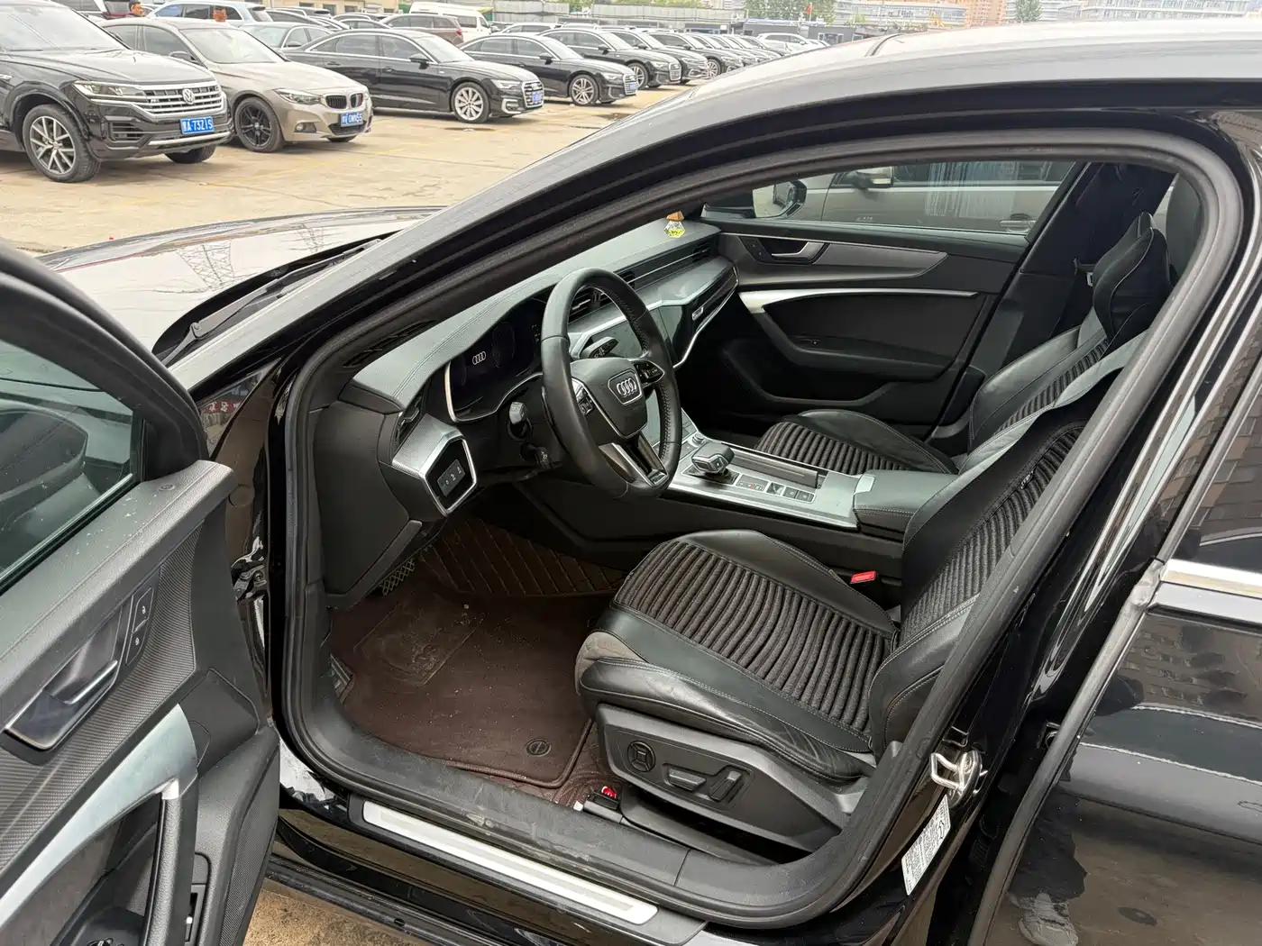 Photo 3 - Audi A6L