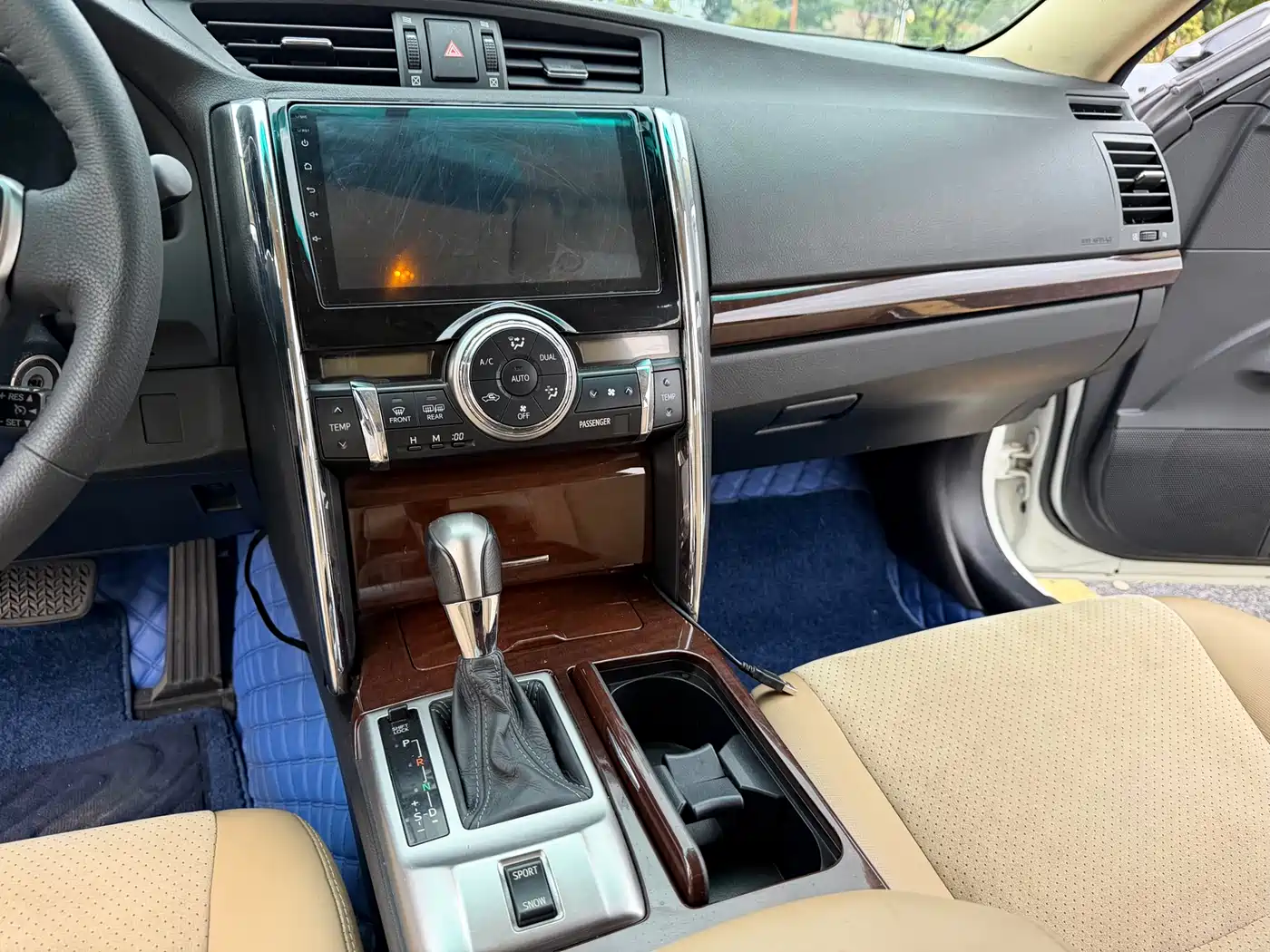 Toyota Reiz 2013 2.5V Premium Edition фото 10