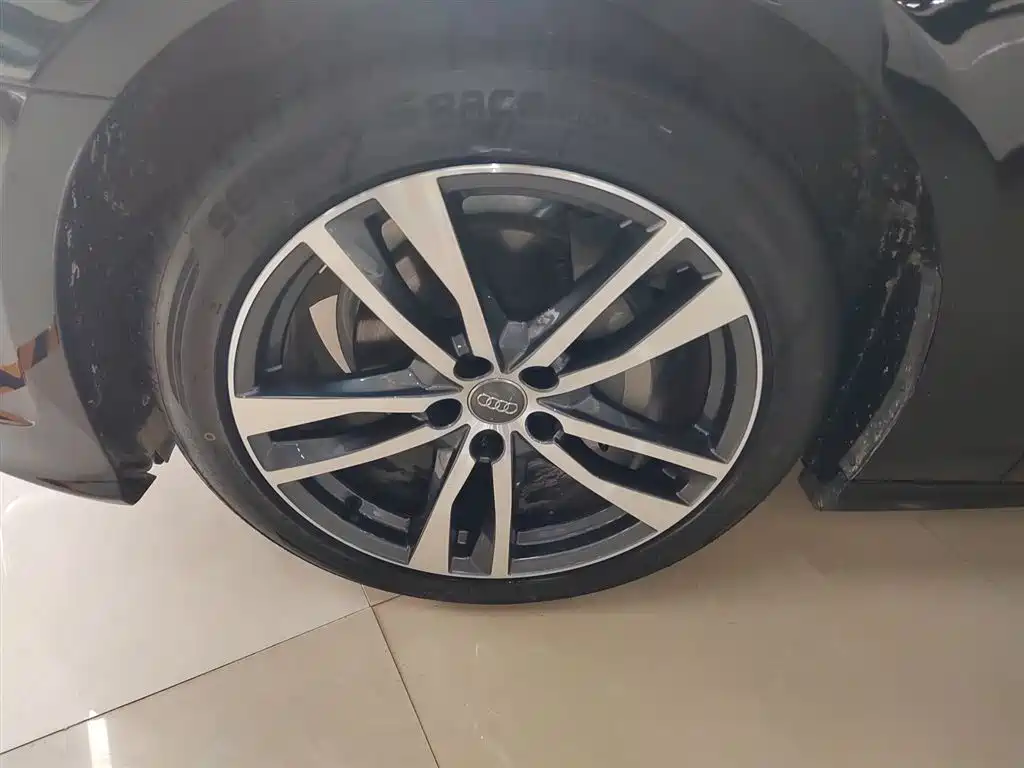 Audi A6L 2019 40 TFSI Luxury Dynamic фото 25