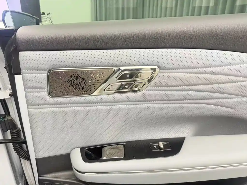 Geely Galaxy Galaxy E8 2025 2025 700km Long Voyage Smart Drive Edition