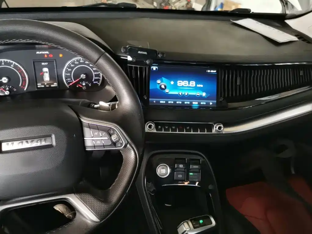 Photo 10 - Haval H2s