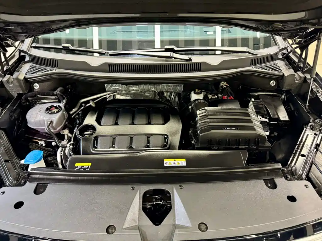 Volkswagen Talagon 2026 2025 450TSI R-Line 6-Seater