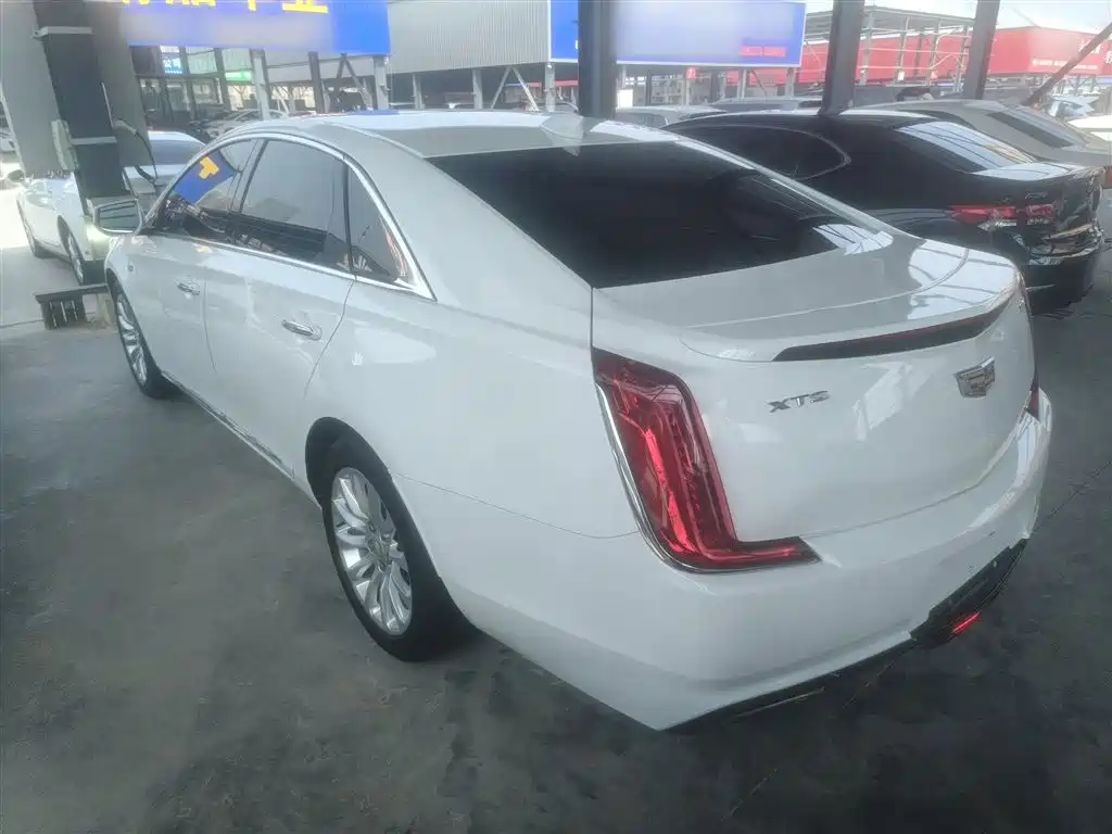 Cadillac XTS 2018 28T Technology фото 5