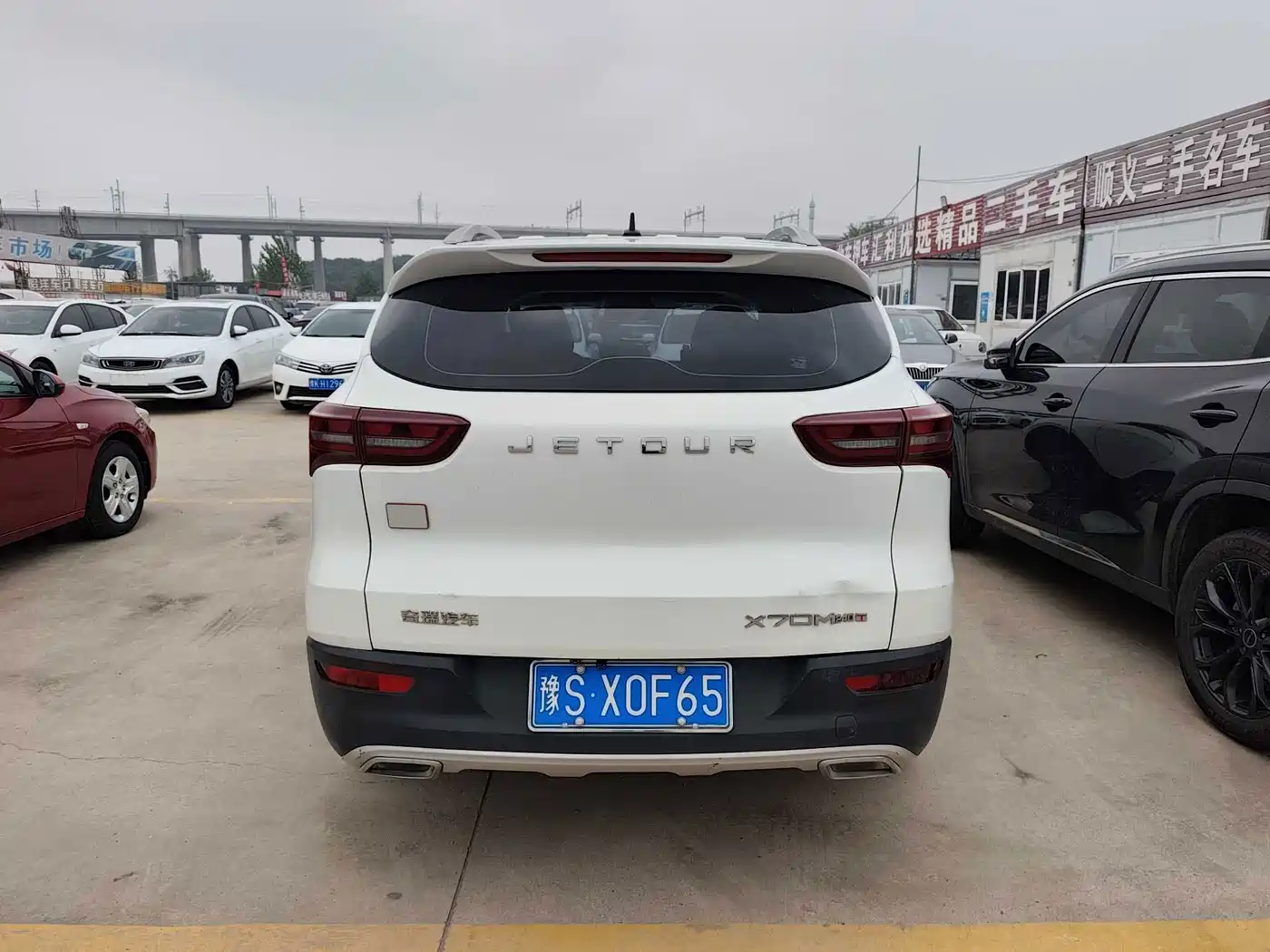 Jetour X70M 2020 2021 1.5T Manual Urban Partner 6-seater