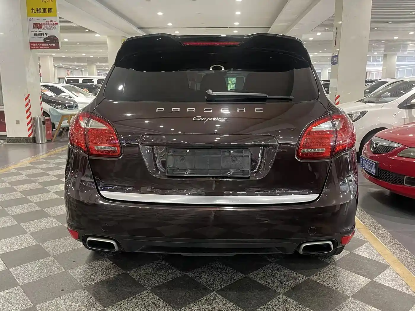 Porsche Cayenne 2011 Cayenne 3.0T фото 4