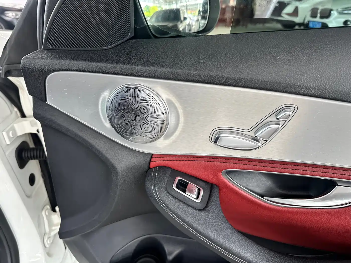 Фото 20 - Mercedes-Benz C-Class
