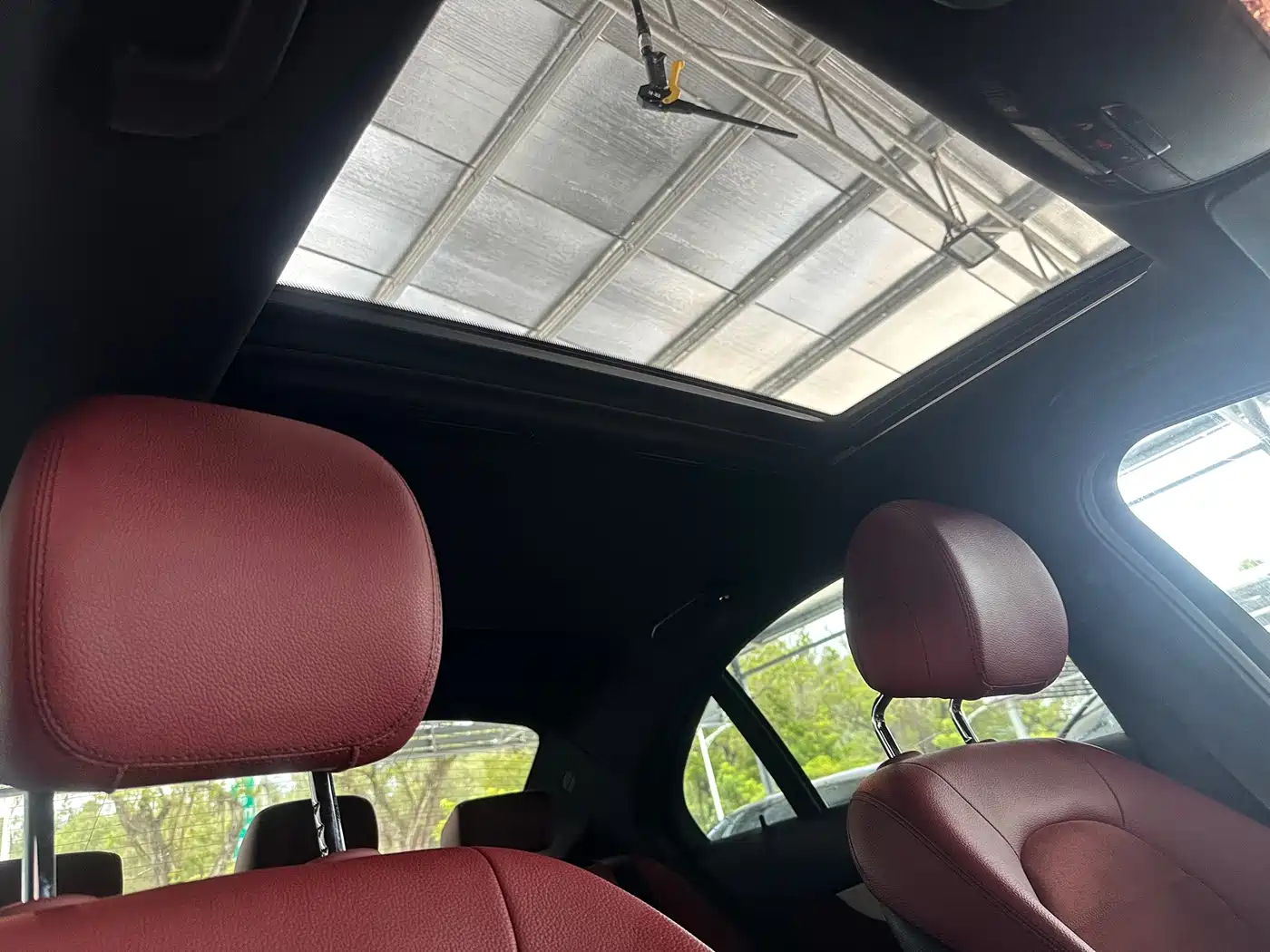 Фото 7 - Mercedes-Benz C-Class