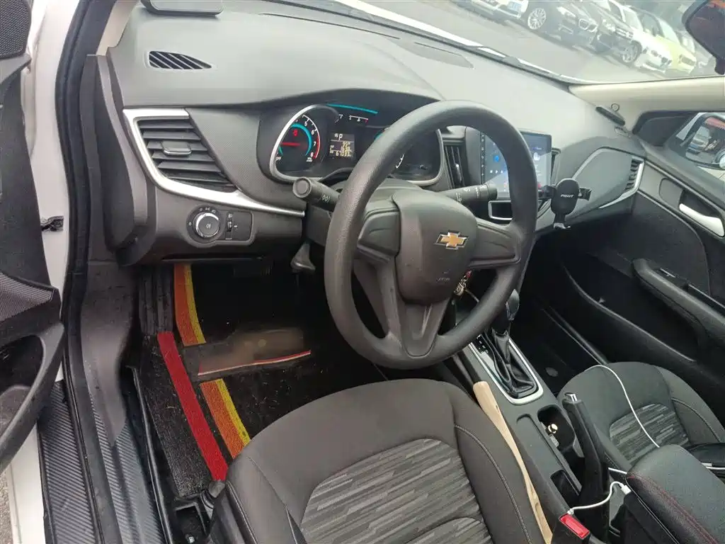 Chevrolet Cavalier 2016 1.5L Automatic Enjoyment Edition фото 10