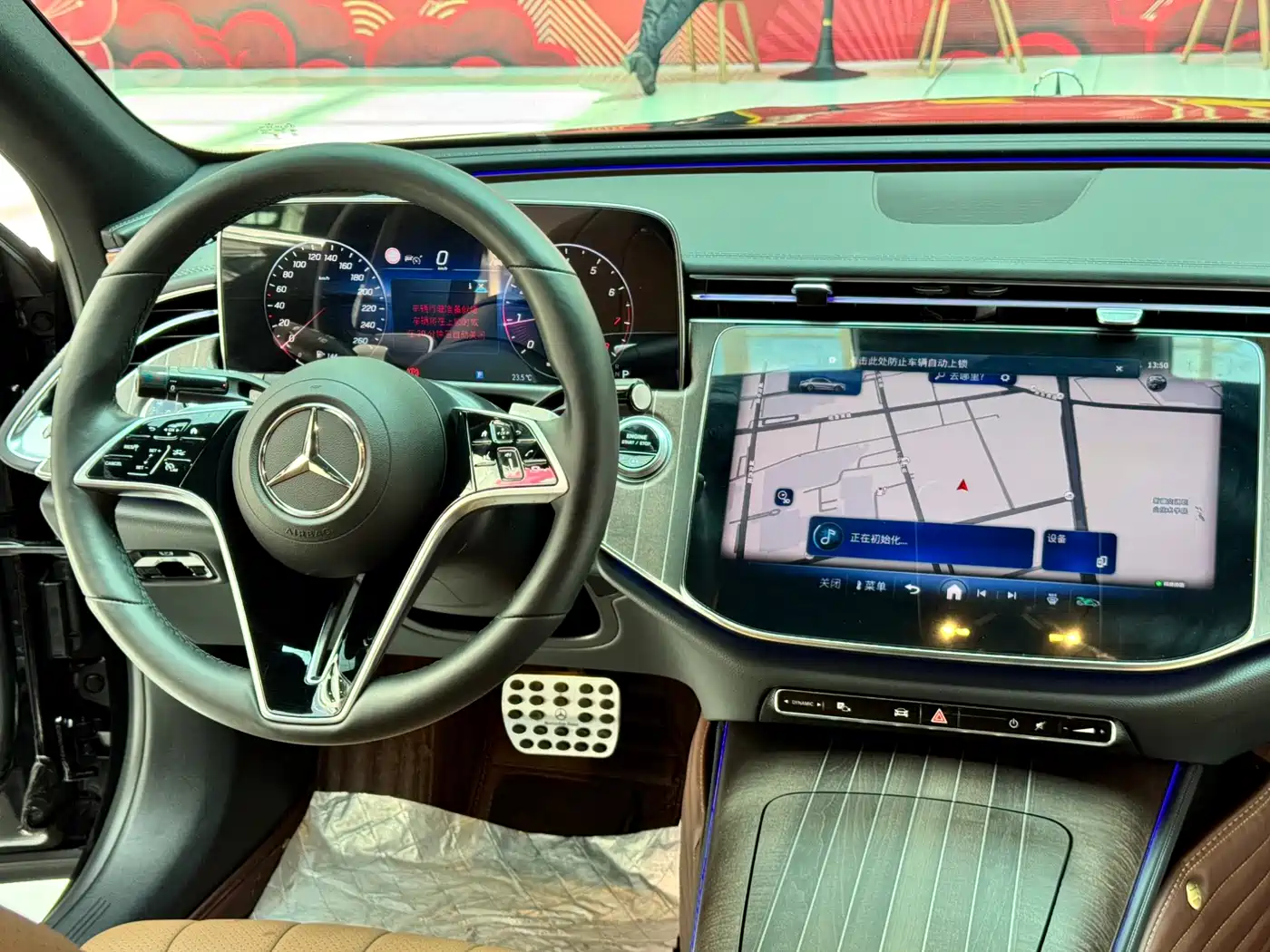 Mercedes-Benz E-Class 2025 E 300 L Fashion фото 8