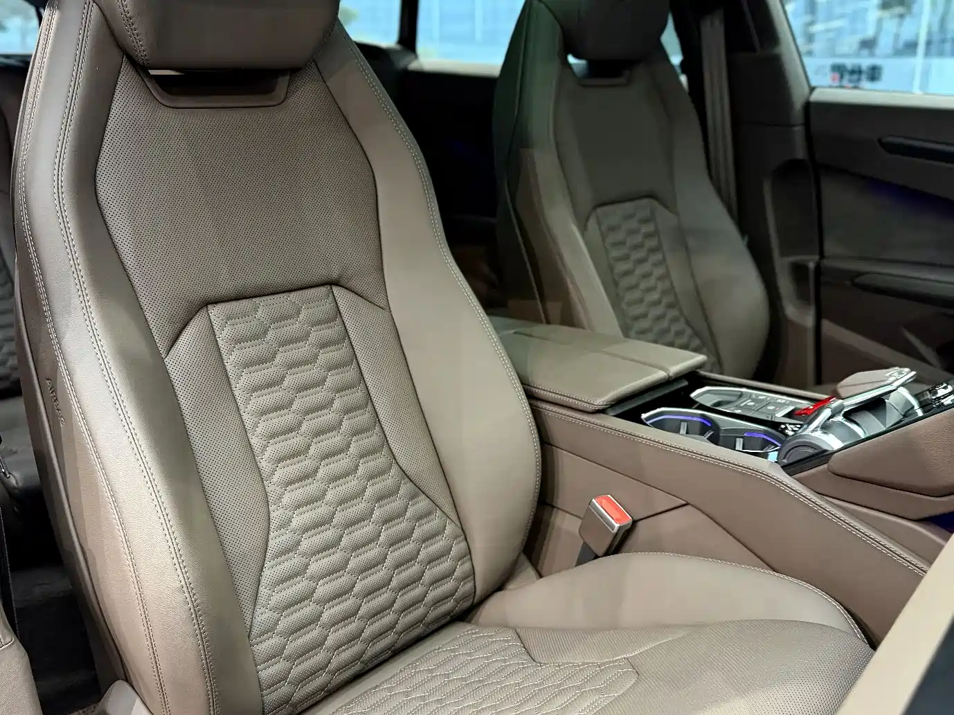 Lamborghini Urus 2024 2023 4.0T V8 S