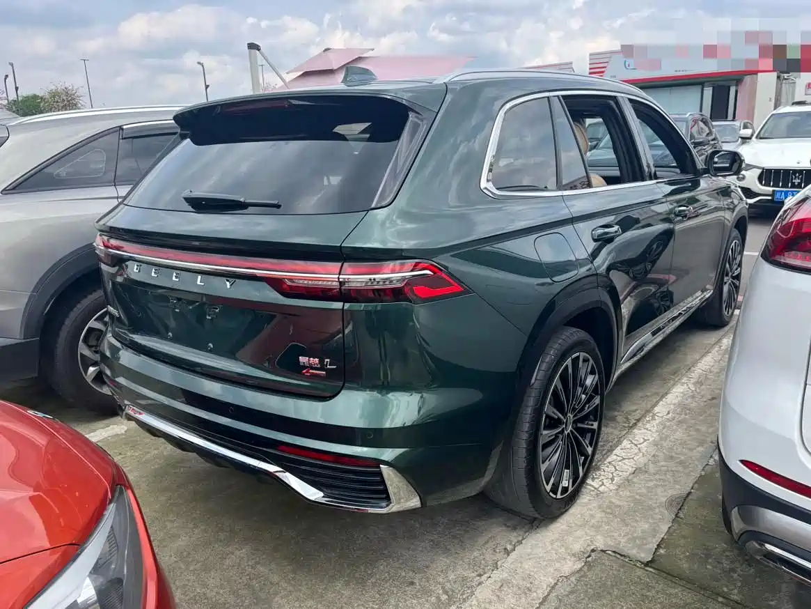 Фото 4 - Geely Xingyue L