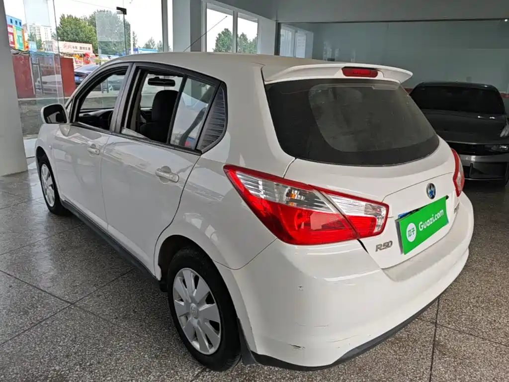 Venucia R50 2014 2013 1.6L Manual Fashion