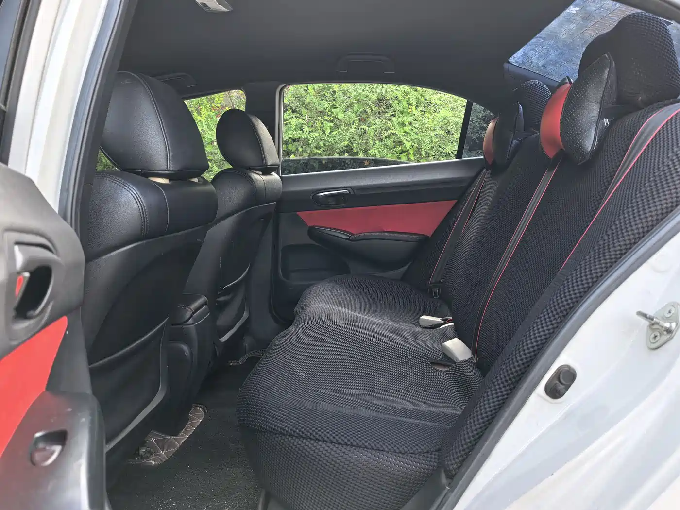 CIIMO CIIMO 2014 2015 1.8L Automatic Comfort Edition