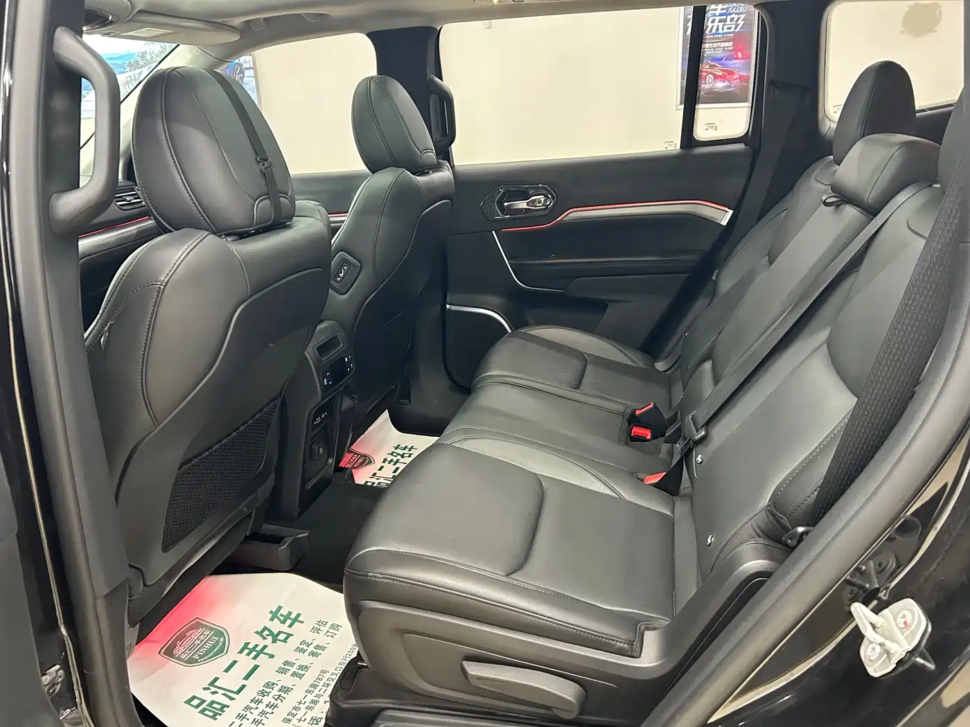 JEEP GRAND COMMANDER