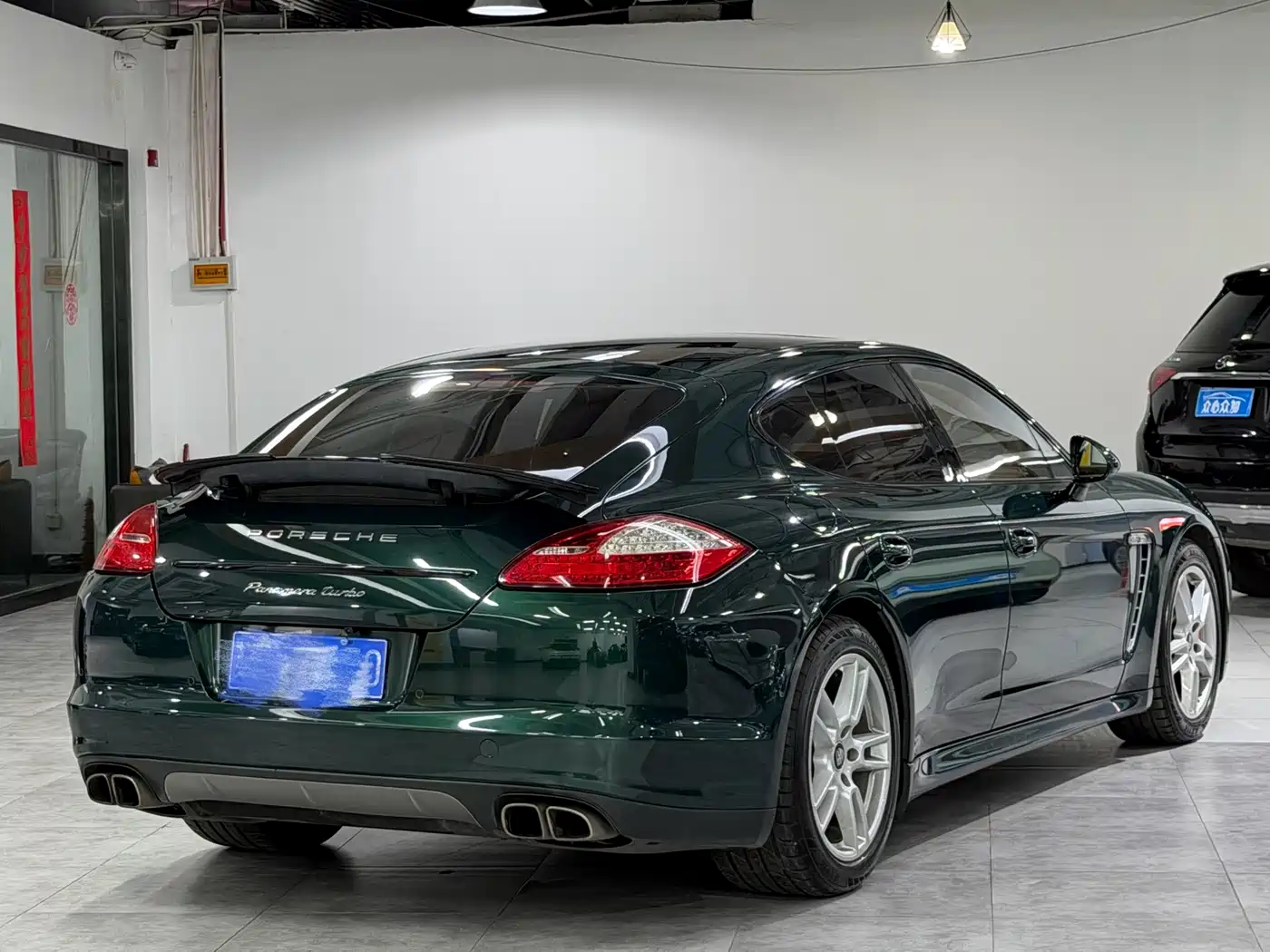 Фото 4 - Porsche Panamera