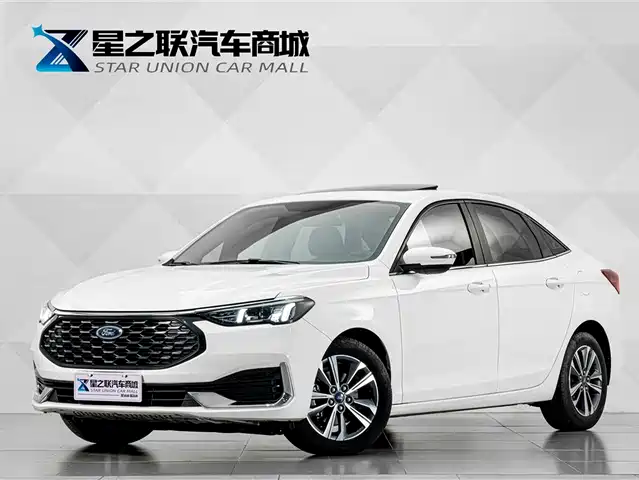 Ford Escort 1.5L, Автомат, Бриллиант
