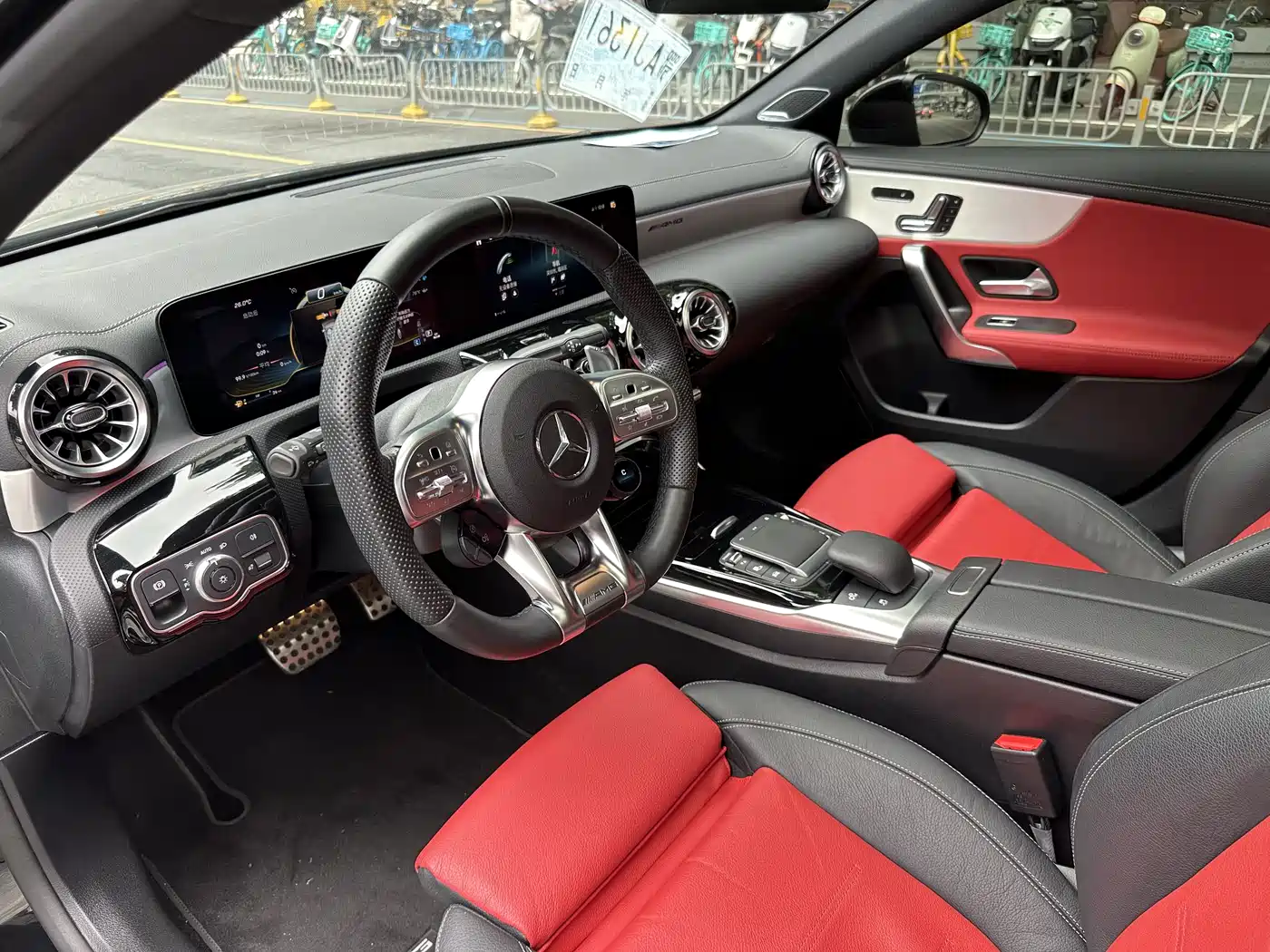 Mercedes-Benz A-Class AMG (Import) 2023 AMG A 35 4MATIC фото 4
