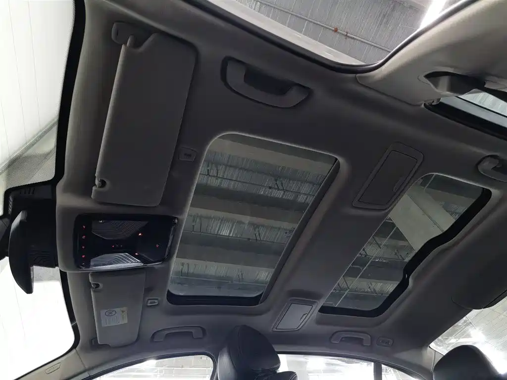 BMW 5 SERIES NEW ENERGY