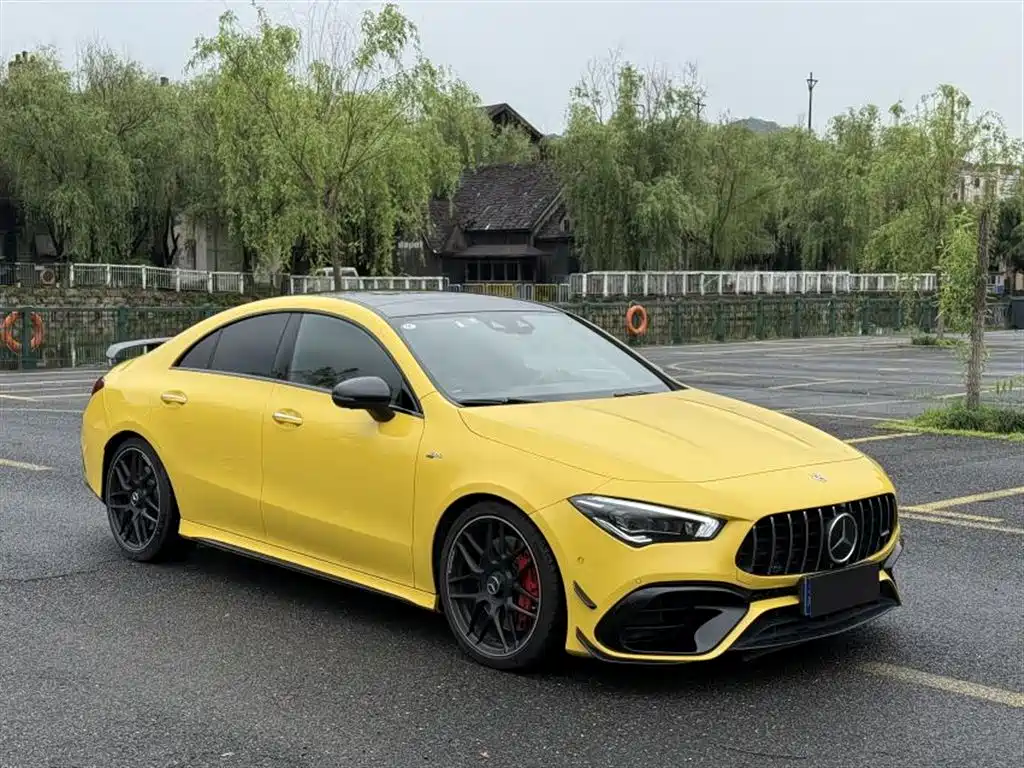 MERCEDES-BENZ CLA AMG