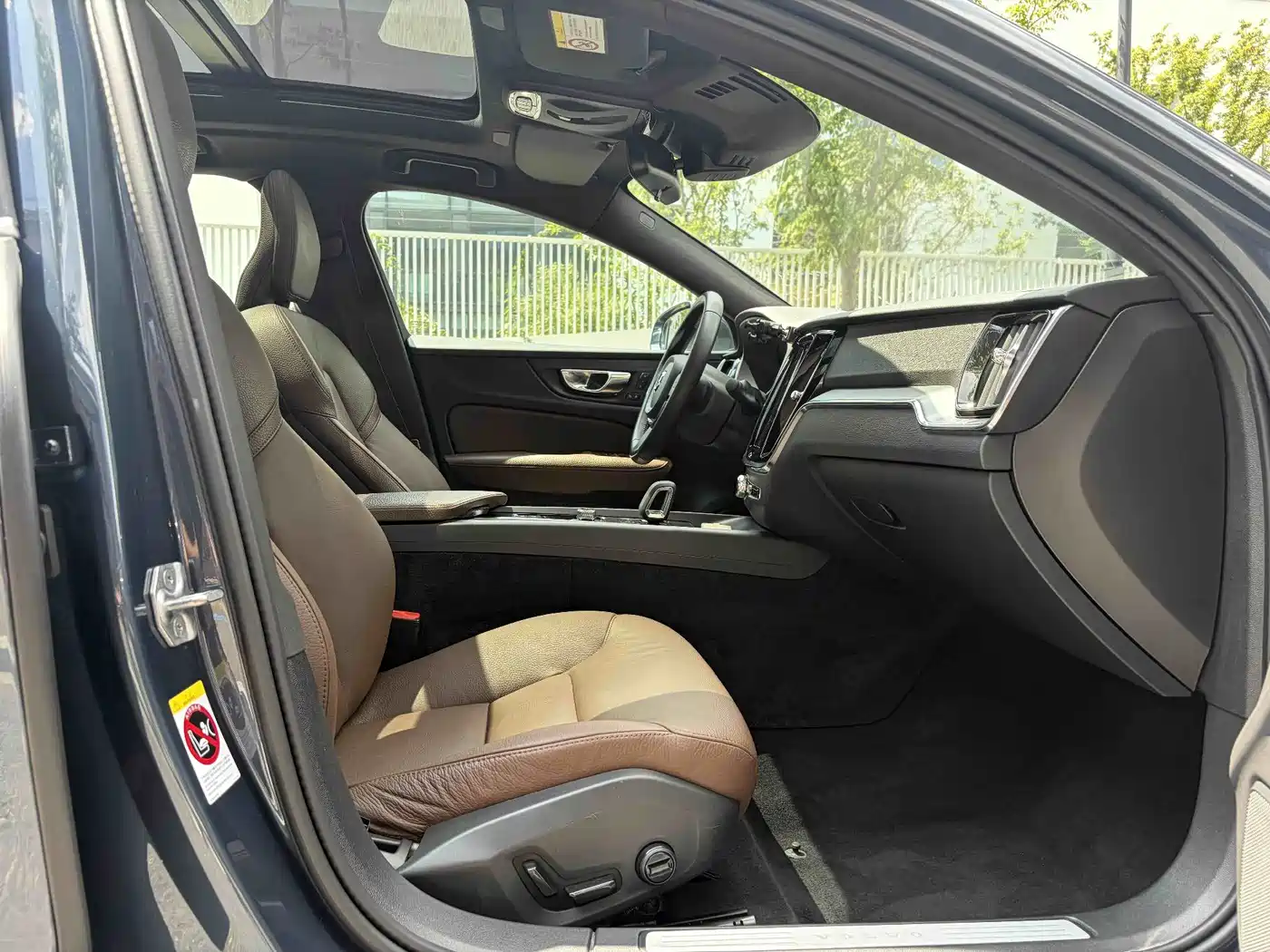 Volvo S60 2022 2022 B4 Smart Comfort Luxury Edition