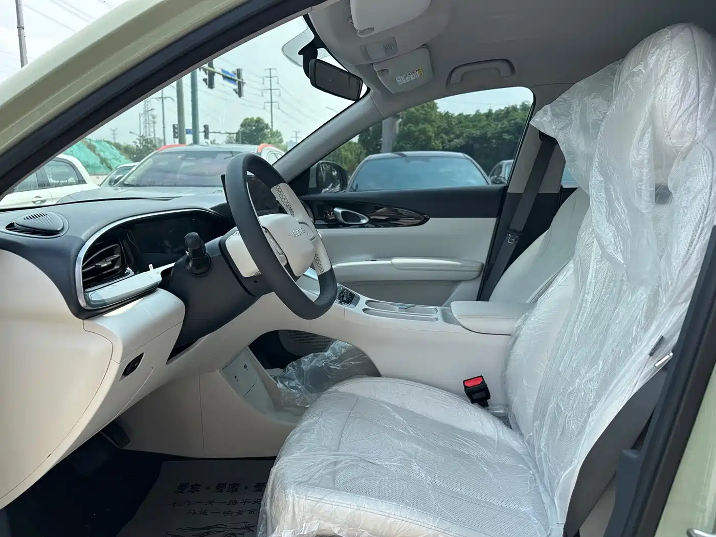 Geely Galaxy Starry Wish 2025 UP 410km Explorer Edition фото 10