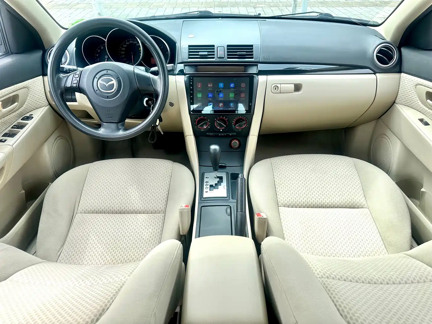 Фото 32 - Mazda 3