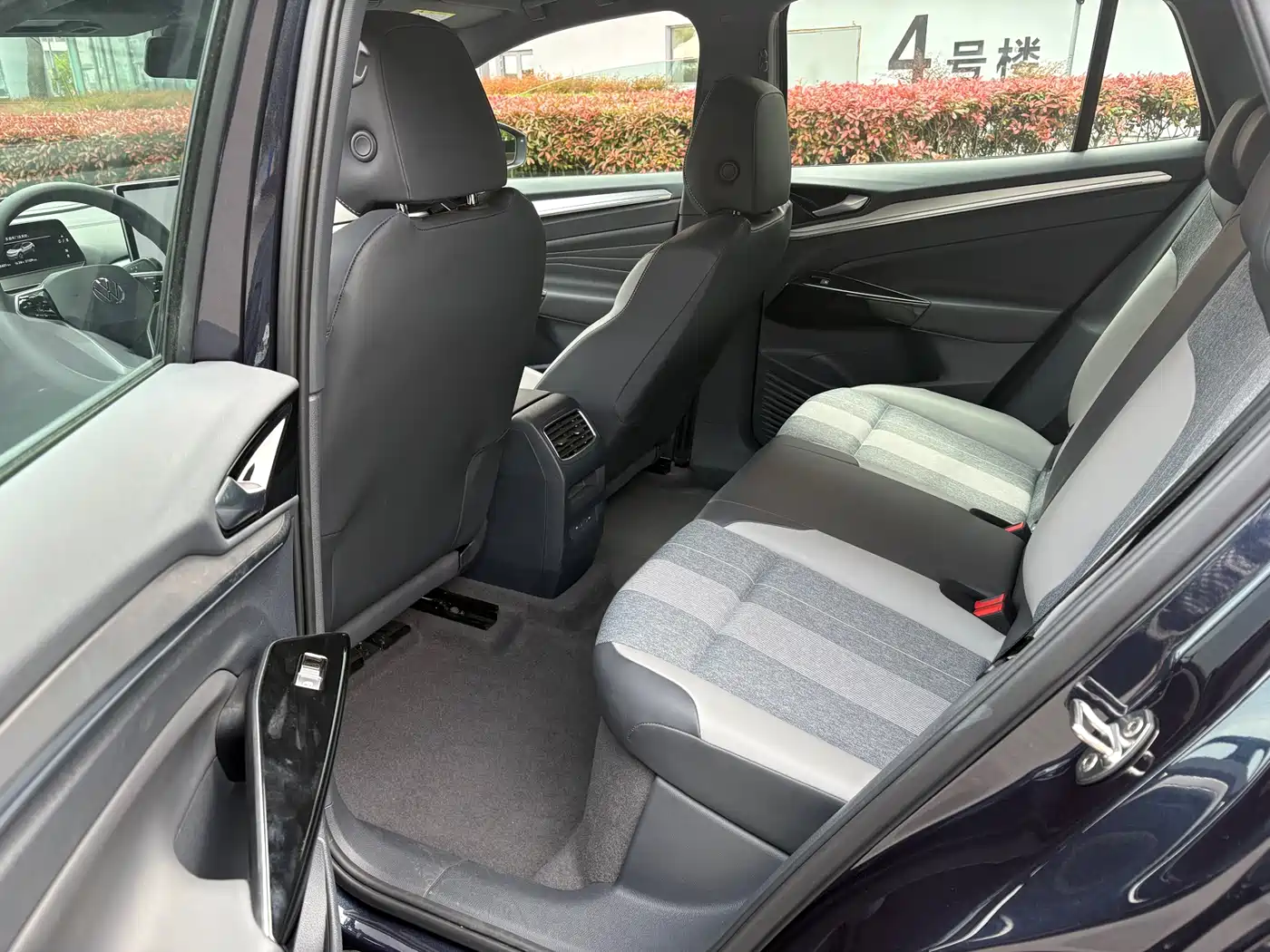 VOLKSWAGEN ID.4 CROZZ