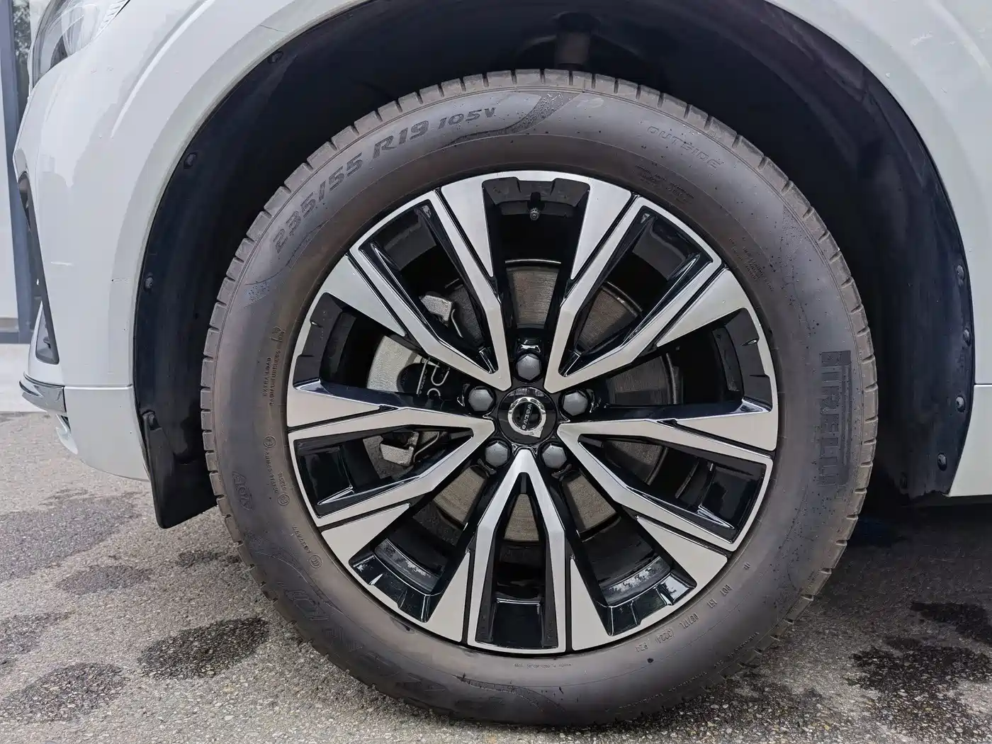 Volvo XC60 2025 2024 B5 AWD Zhiyuan Luxury Edition